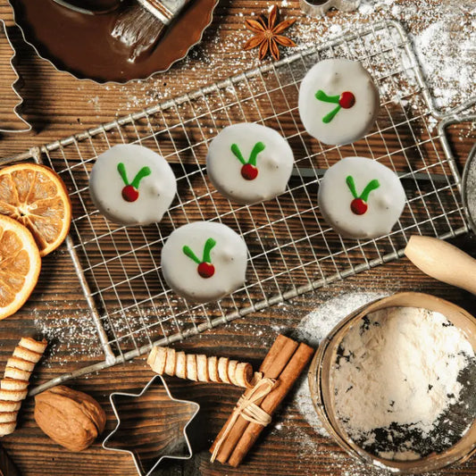 Huds and Toke Holiday Holly Dog Cookies | Buy Online at DOGUE Australia