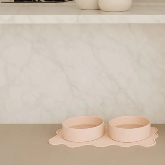 Lilly + Dash Wave Feeding Mat Rose Quartz | Buy Online at DOGUE Australia