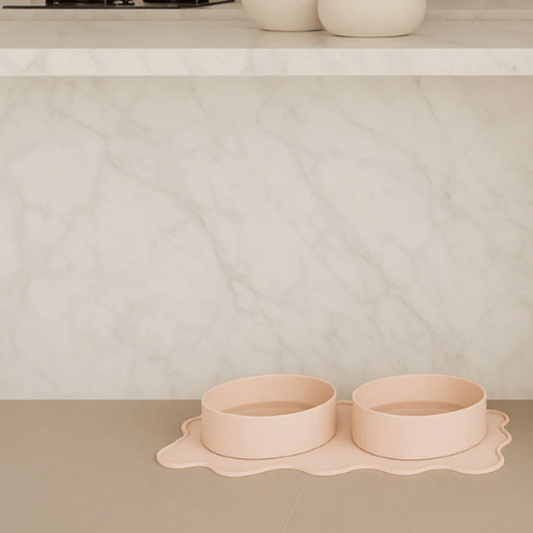 Lilly + Dash Wave Feeding Mat Rose Quartz