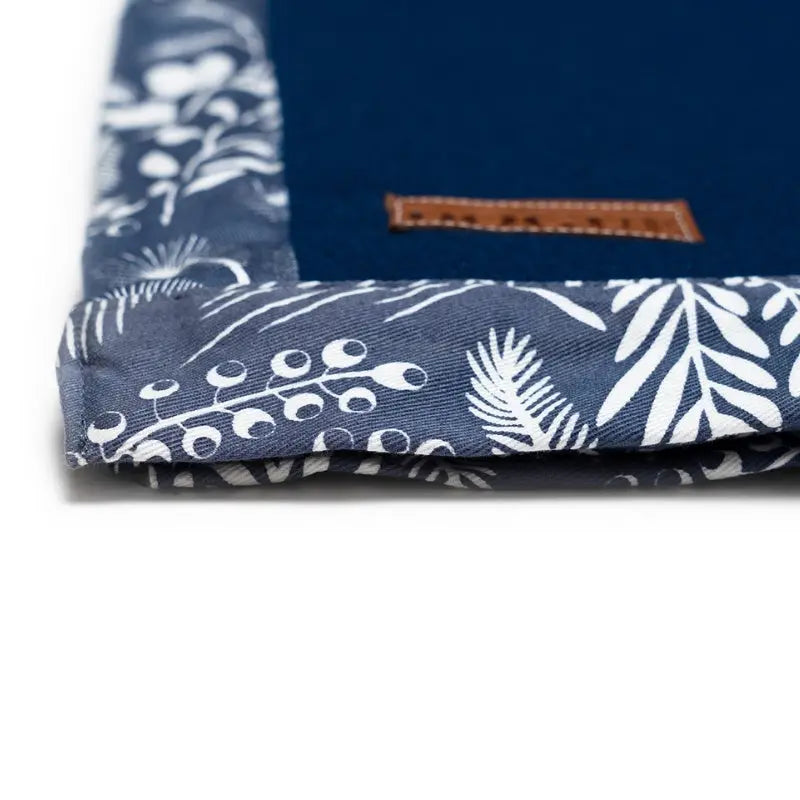 DOGUE Wildflower Fleece Dog Blanket Navy | Buy Online at DOGUE Australia