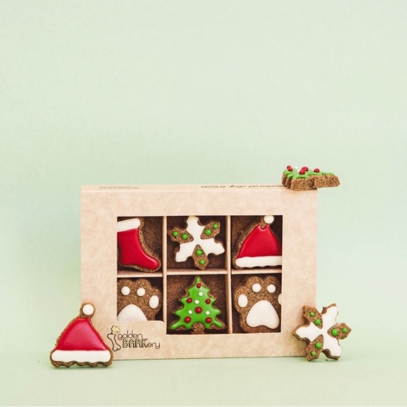 Golden BARKery Holiday Dog Treat 12-pack Dog Biscuits Box - DOGUE