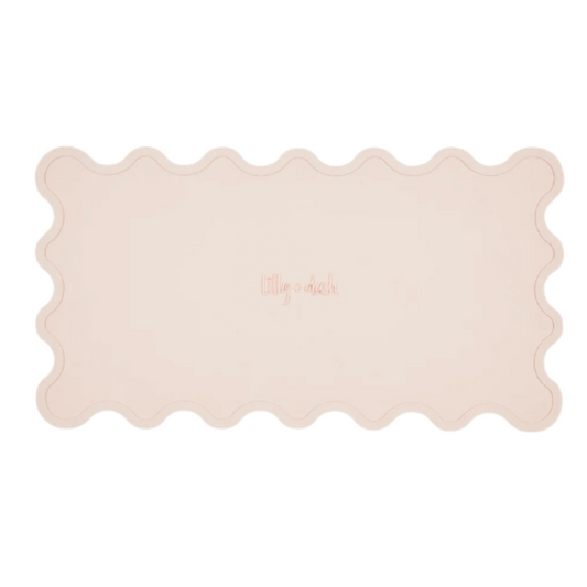 Lilly + Dash Wave Feeding Mat Rose Quartz