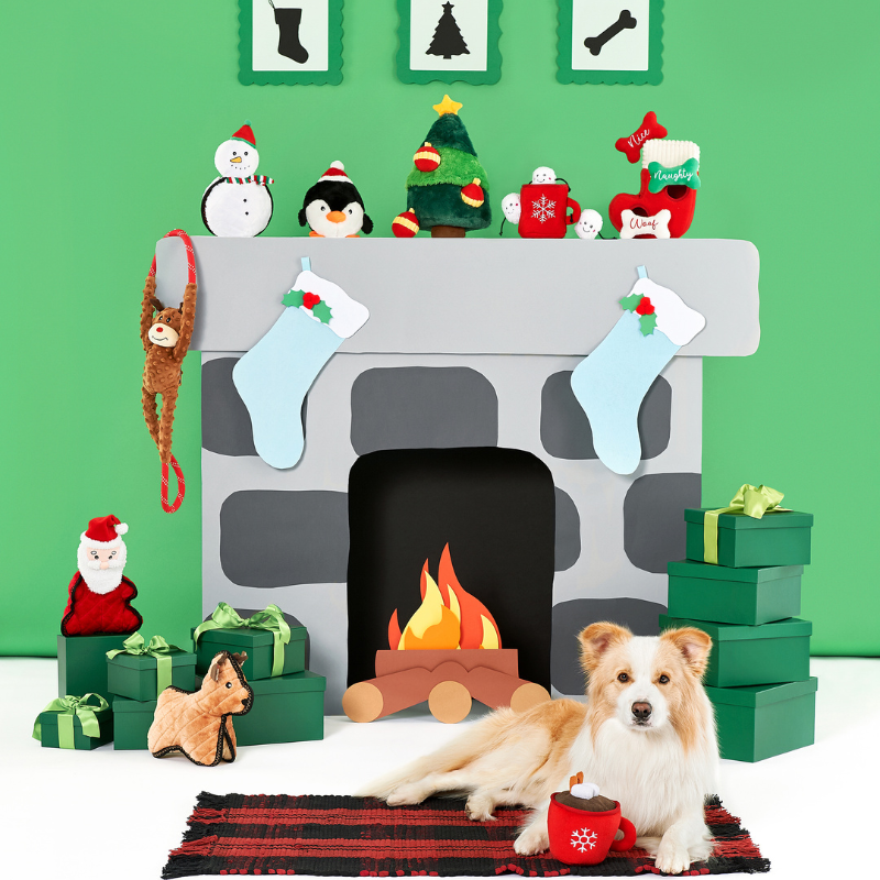 ZippyPaws Burrow Christmas Tree Holiday Dog Toy - DOGUE