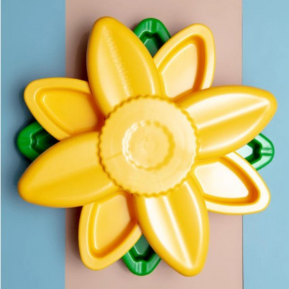 ZippyPaws SmartyPaws Puzzler Sunflower Dog Toy